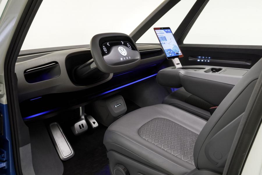 Торпедо Volkswagen I.D. Buzz Cargo 2018 года  (фото 18 из 18)